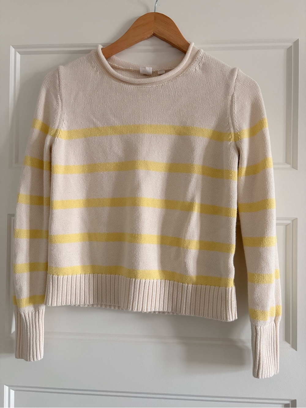 GAP Cream Sweater with Yellow Stripes - Crewneck